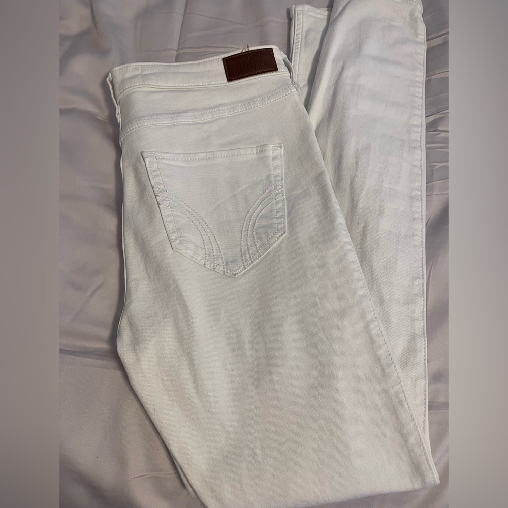High rise skinny white Hollister jeans w/ holes size 7 reg